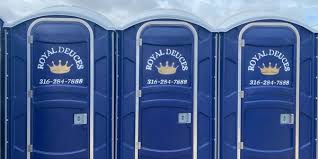 Best ADA-Compliant Portable Toilet Rental  in Batesville, TX
